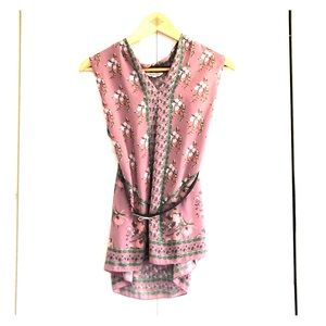 🛍 Max Studio Sleeveless Blouse